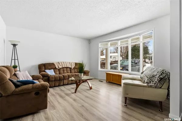 Regina, SK S4R 5Y5,15 Rutley STREET