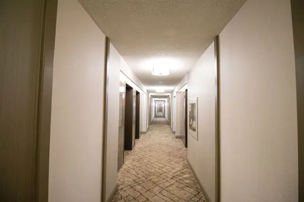 Brampton, ON L6T 4T4,5 Lisa ST #706