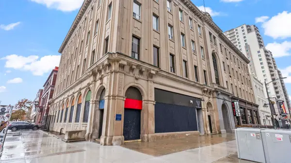 272 Dundas ST #204, London East, ON N6B 1T6