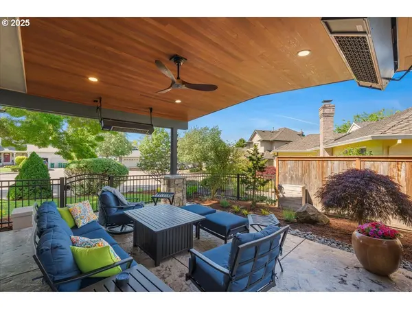 Portland, OR 97229,16706 NW WATERFORD WAY