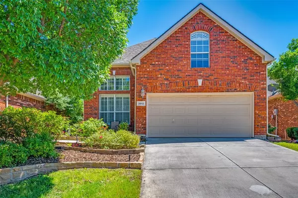 Bedford, TX 76021,3912 Sovereign Drive