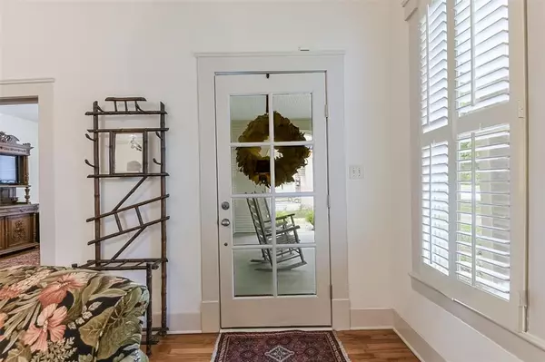 Waxahachie, TX 75165,311 E Marvin Avenue