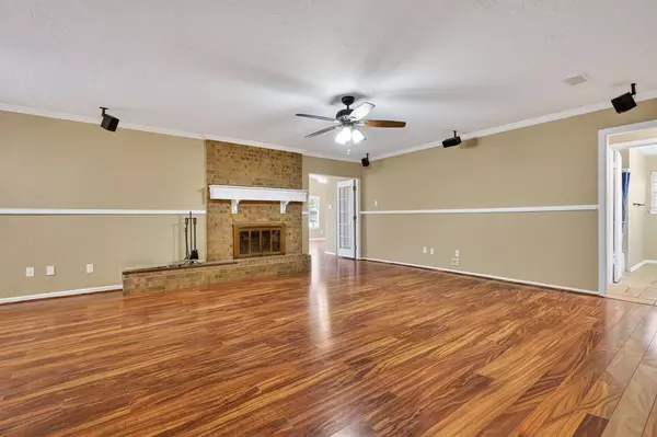 Granbury, TX 76048,1305 Elizabeth Boulevard