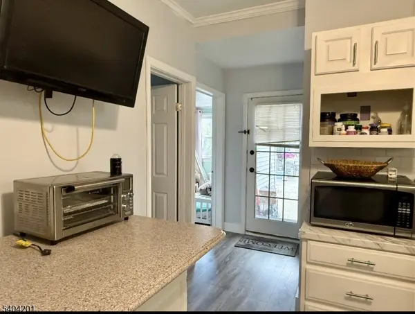 Elizabeth City, NJ 07201,580 Monroe Ave