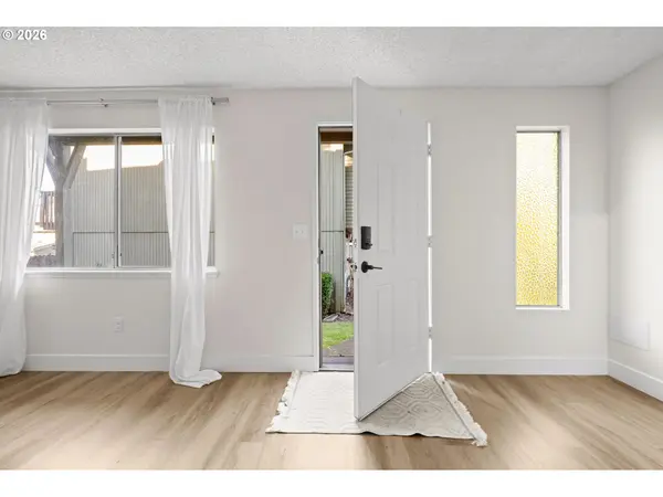 1809 NE 116TH ST #D, Vancouver, WA 98686