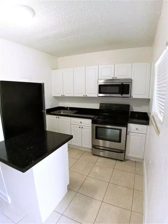 Fort Lauderdale, FL 33312,701 SW 14th Ave #1
