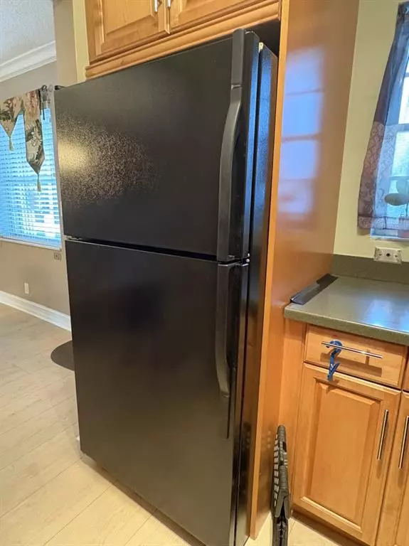 Hallandale Beach, FL 33009,700 LAYNE BL #212