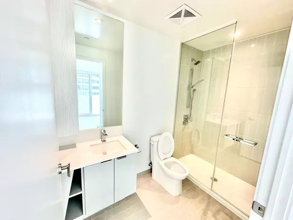 Mississauga, ON L5B 0M4,3883 Quartz RD #619