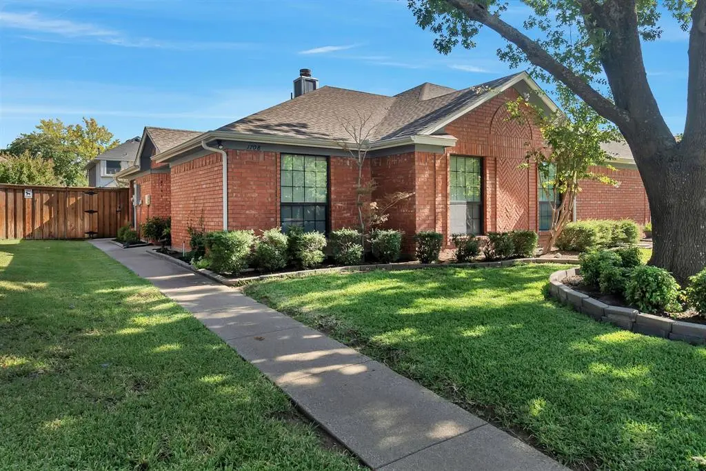 Garland, TX 75040,1708 Quail Run Drive