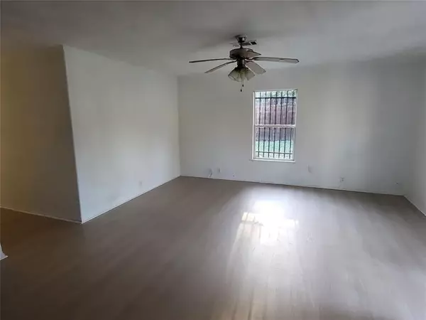 Dallas, TX 75241,5933 Tracy Road