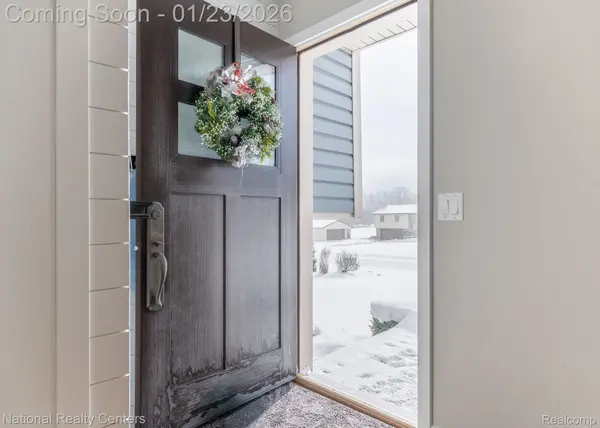 Lake Orion, MI 48359,3955 Westlyn DR