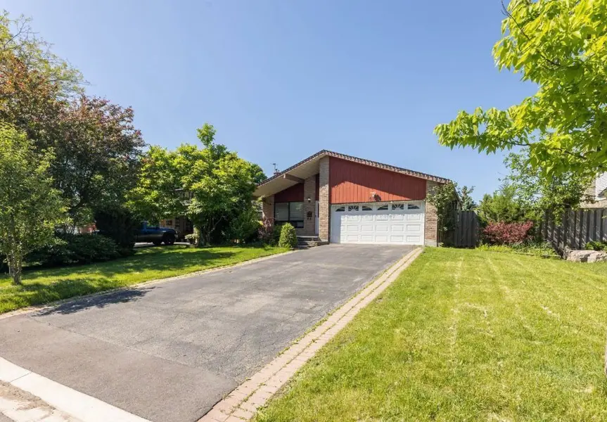468 Gowland CRES, Milton, ON L9T 4E5