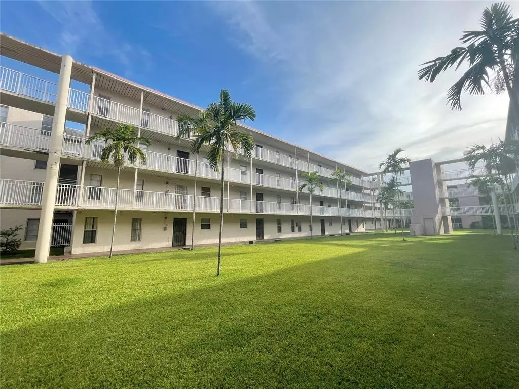 Lauderhill, FL 33313,2800 NW 56th Ave #G407