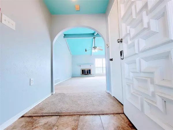 Arlington, TX 76014,1716 Yorktown Drive