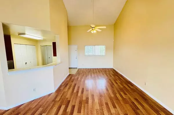 Lauderdale Lakes, FL 33309,3449 NW 44th St #202