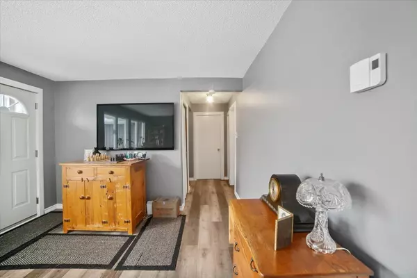 Tay, ON L0K 1R0,156 EVERGREEN AVE