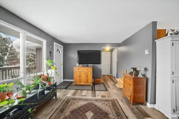 Tay, ON L0K 1R0,156 EVERGREEN AVE