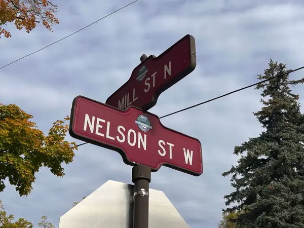 Brampton, ON L6X 1C3,50 Nelson ST W #4