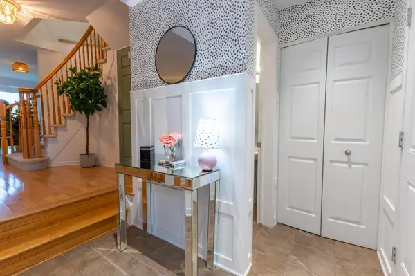 Orleans - Cumberland And Area, ON K4A 4S8,2341 Glandriel CRES