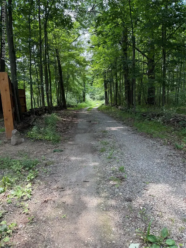 Howell, MI 48855,5550 Fisher RD