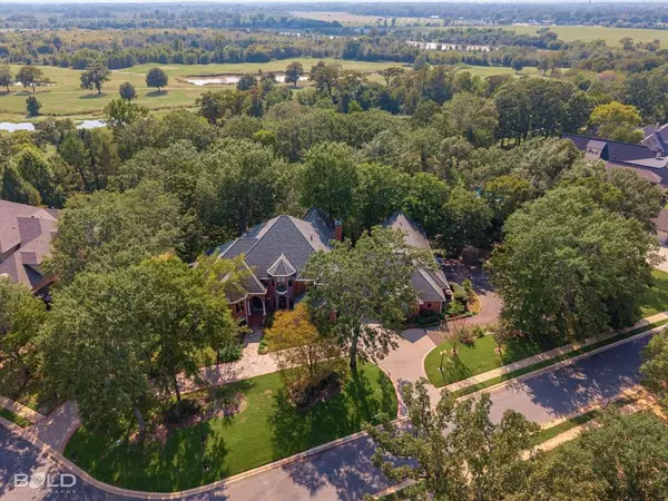 Haughton, LA 71037,36 Golf Club Drive