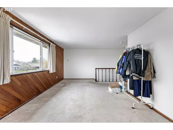 Springfield, OR 97477,1429 DELROSE AVE