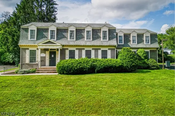 Clinton Town, NJ 08809,122 W Main