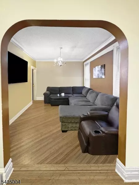 Newark City, NJ 07106,151 S Munn Ave