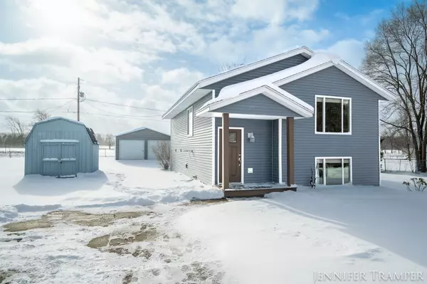 Sand Lake, MI 49343,230 W Oak ST NE