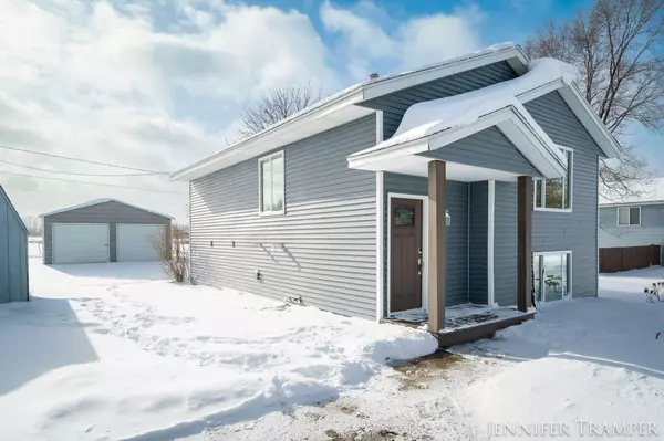 Sand Lake, MI 49343,230 W Oak ST NE