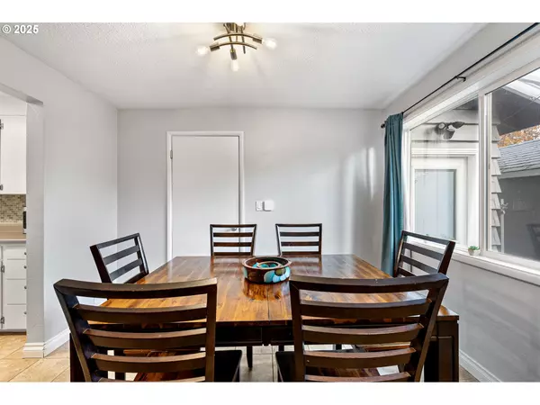 Eugene, OR 97405,4020 PEARL ST