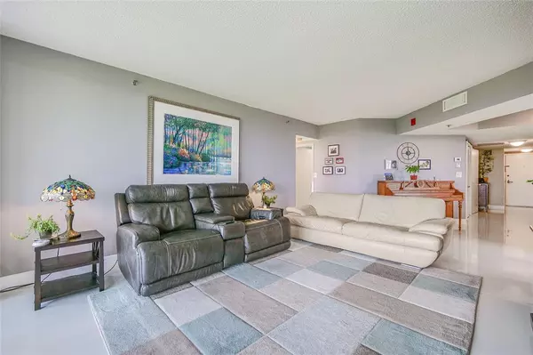 Lauderhill, FL 33319,7100 Radice Ct #807