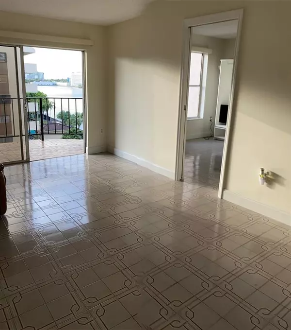 Miami, FL 33126,Address not disclosed