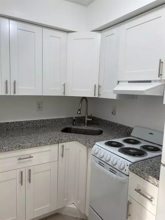 Miami, FL 33126,Address not disclosed