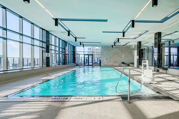 Richmond Hill, ON L4B 0H5,95 Oneida CRES #508