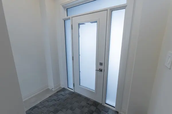 Barrie, ON L9J 0L8,26 Stockholm RD