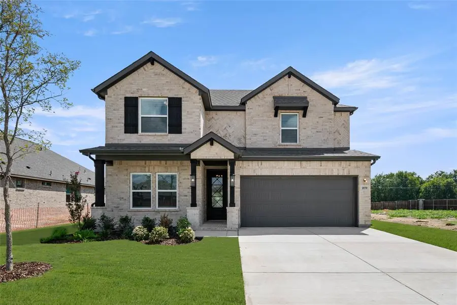 1850 Silver Birch, Waxahachie, TX 75165