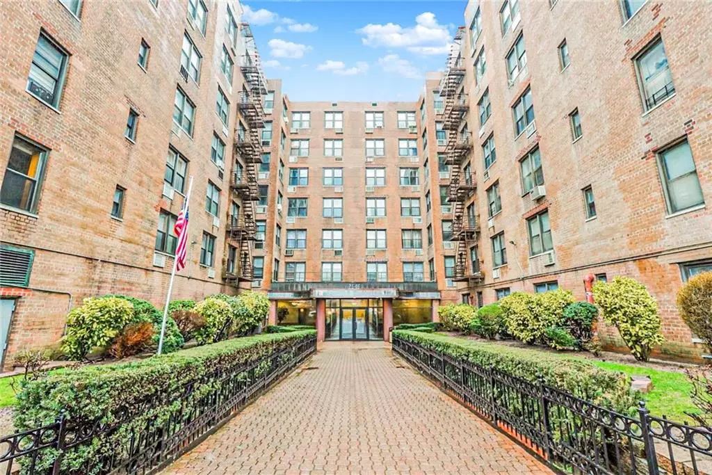 Brooklyn, NY 11235,2546 East 13th ST #D9