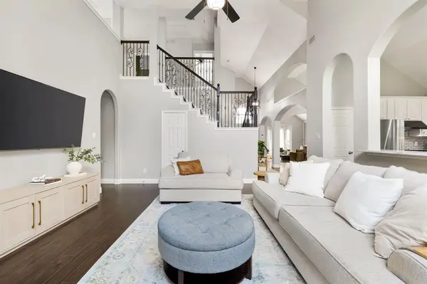 7709 Stonehaven Lane, Rowlett, TX 75089