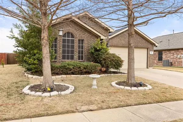 Burleson, TX 76028,335 Coral Vine Lane