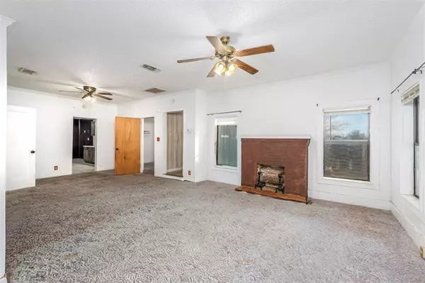 Weatherford, TX 76086,1318 Hanover Street