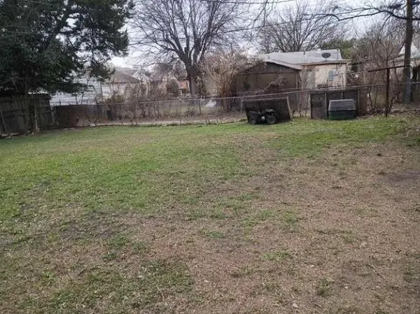 Dallas, TX 75216,1532 Madrid Street