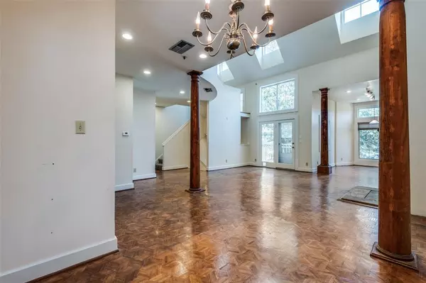 Dallas, TX 75204,905 Liberty Street