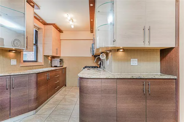 Brooklyn, NY 11235,2546 East 13th ST #D9