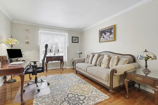 Ypsilanti, MI 48197,7684 Pioneer DR