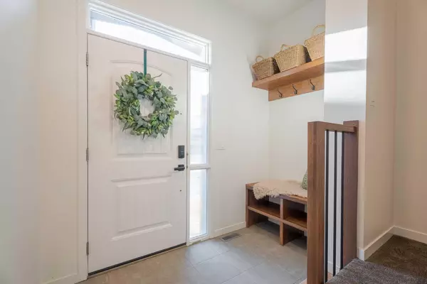 Calgary, AB T2X 4N6,159 Belmont CRES SW