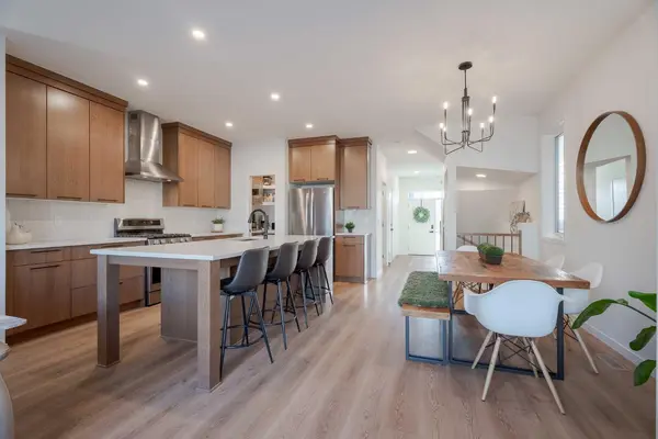 Calgary, AB T2X 4N6,159 Belmont CRES SW