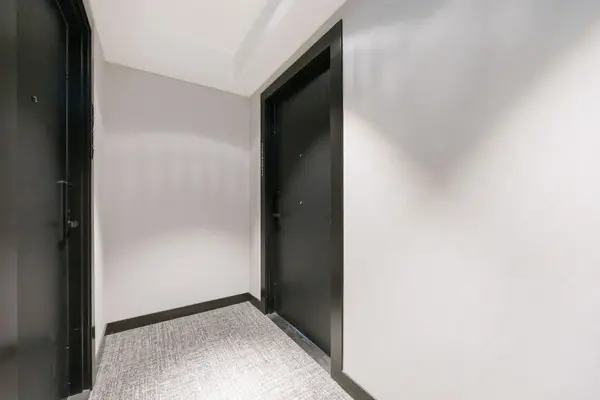 Toronto C08, ON M5C 0B6,88 queen ST