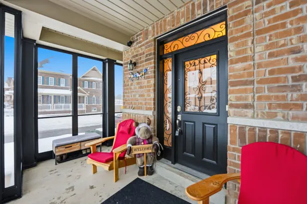 Oshawa, ON L1L 0H7,2533 Secreto DR