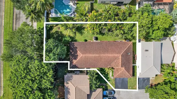 Plantation, FL 33324,9532 NW 9th Ct